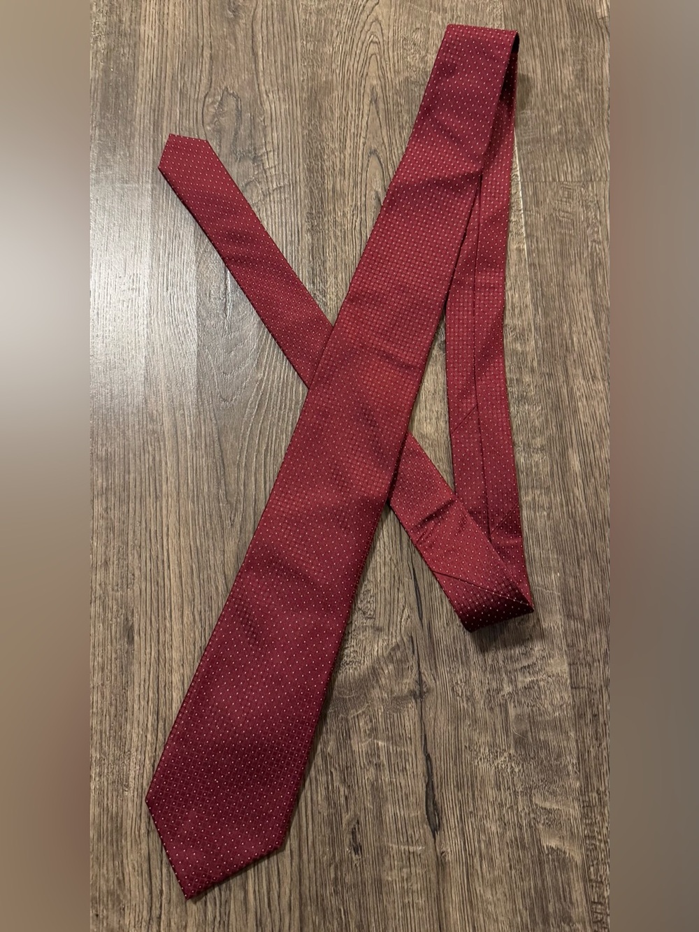 NWT Calvin Klein Men's Tie Burgundy Maroon Micro Dot Geometric Silk Blend